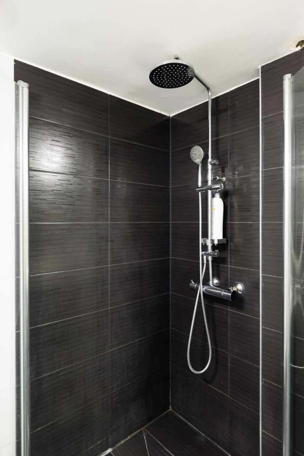 Aiolos Luxury Metro Acropolis Suite 7 Near Museum Of Modern Art Atenas Exterior foto